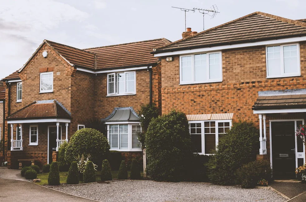 Master Your Build with Armstrong Cheshire