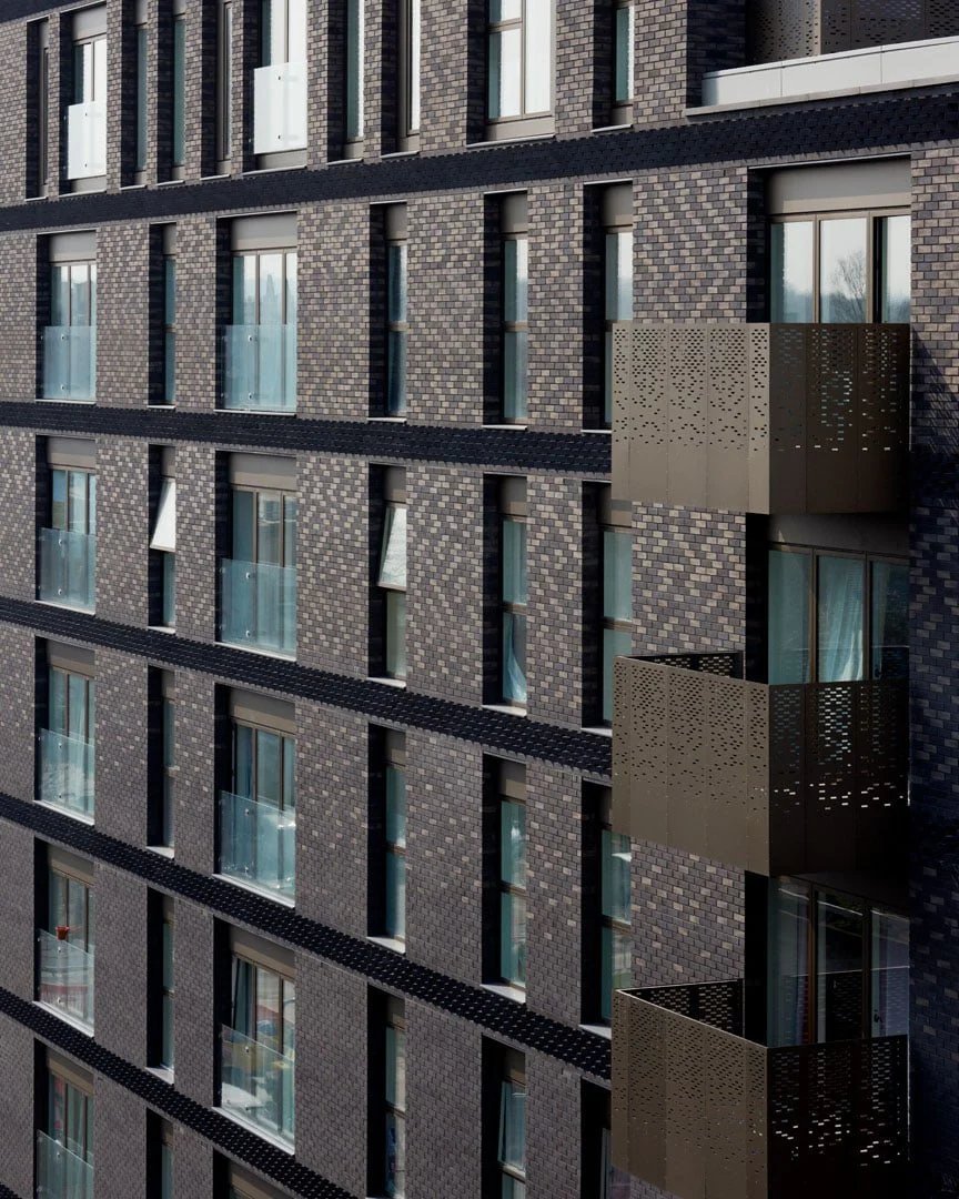 Carlton Black Wirecut Brick 65mm - Image 5