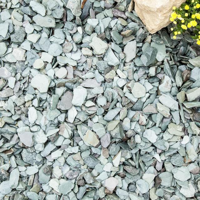 Emerald Slate Chippings 20mm - 800kg Bulk Bag