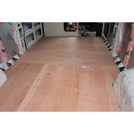25mm Hardwood Plywood Sheets (EN636-2) - Image 5
