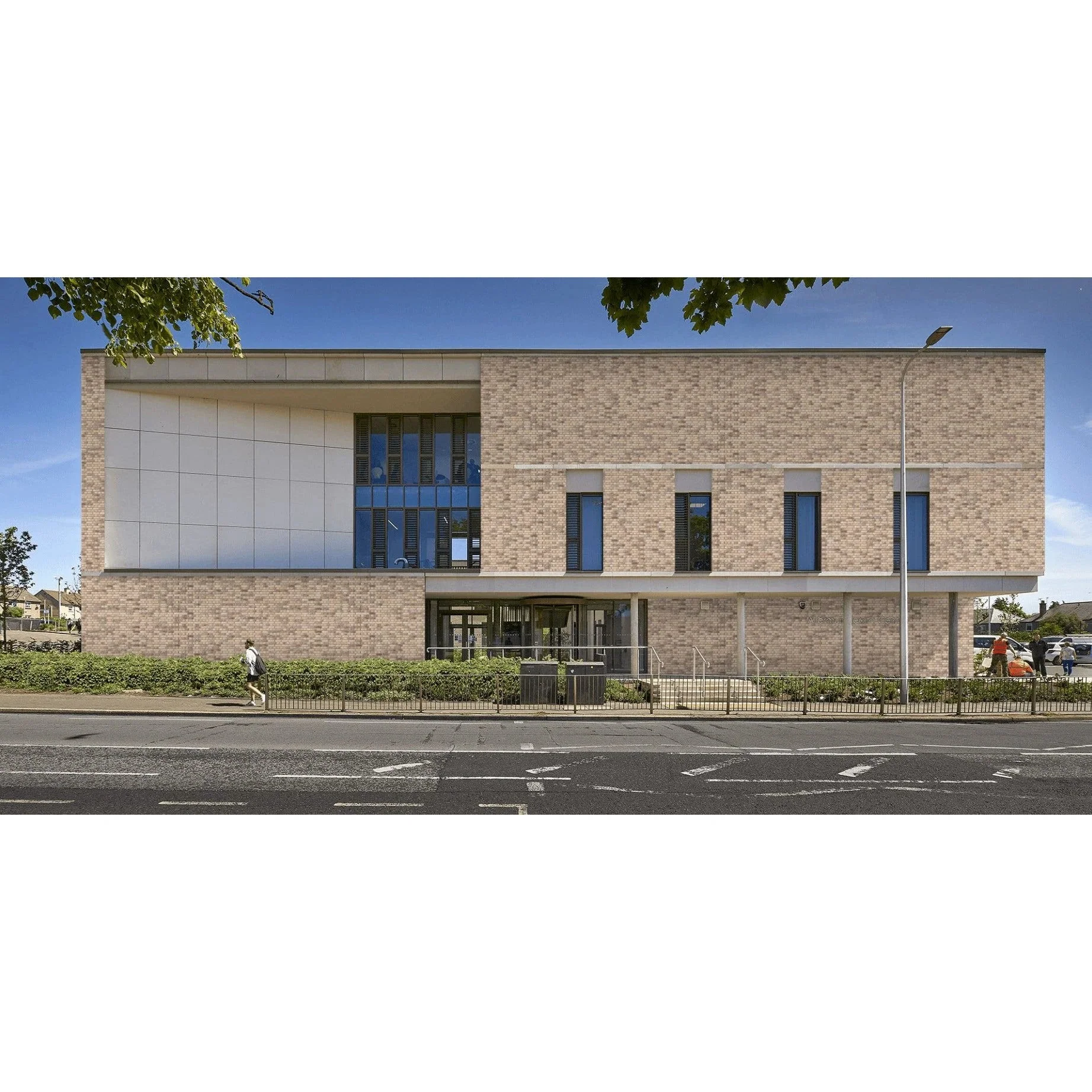Ibstock New Ivanhoe Cream Brick 65mm - Image 6