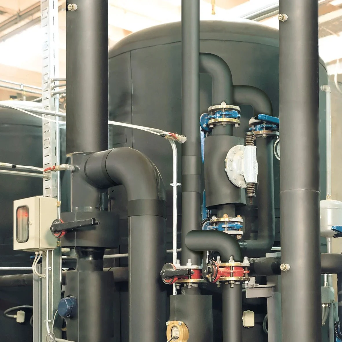 K-Flex Self-Seal Pipe Insulation 2m Length High-Efficiency Class 0 Rubber - Image 2