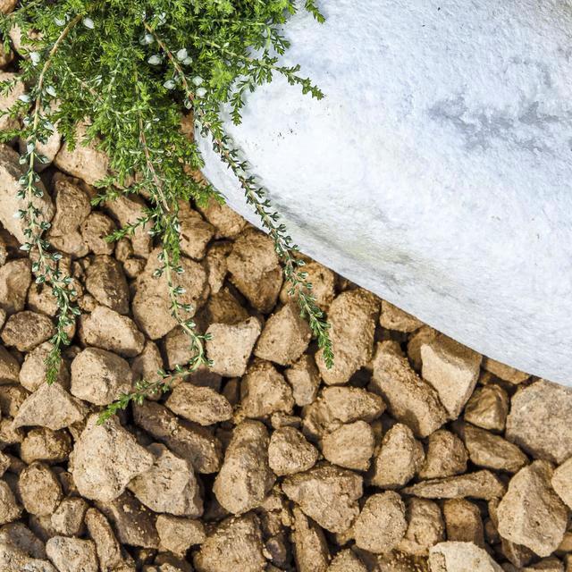 Limestone Cream Gravel 20mm 25/50 20kg Bags