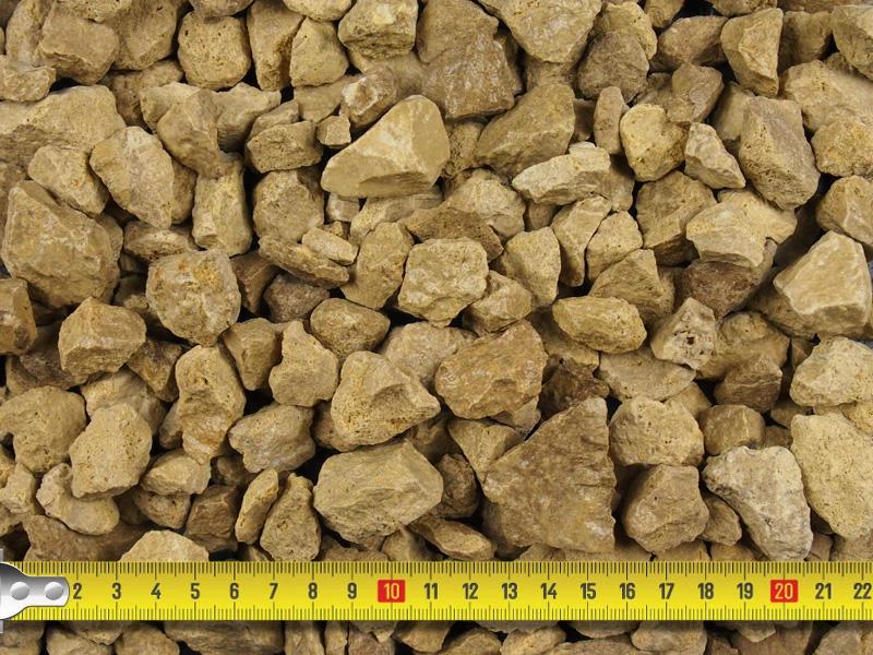 Limestone Cream Gravel 20mm - 800kg Bulk Bag - Image 2