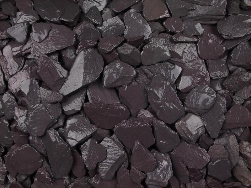 Midnight Blue Slate Chippings 20mm - 800kg Bulk Bag - Image 2