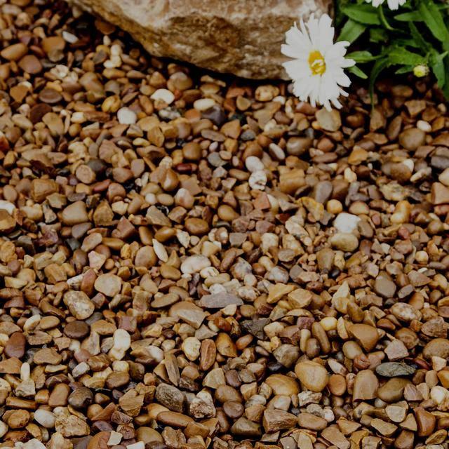 Pea Gravel 10-20mm 25/50 20kg Bags