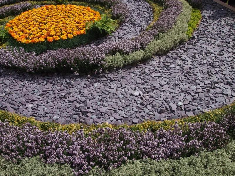 Plum Welsh Slate Chippings 40mm - 800kg Bulk Bags - Image 4