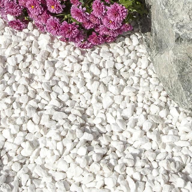 Polar White Spanish Marble Gravel 10mm - 800kg Bulk Bag