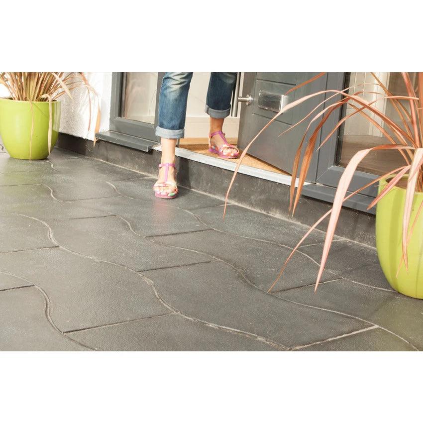 Prestbury Wave Concrete Paving Patio Kit 5.76m2 Portland Grey - Image 3