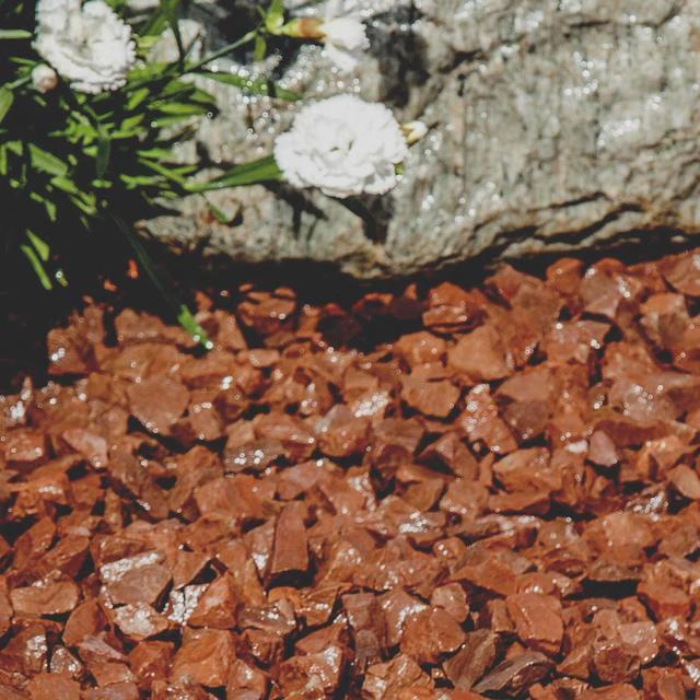 Ruby Granite 20mm - 800kg Bulk Bag