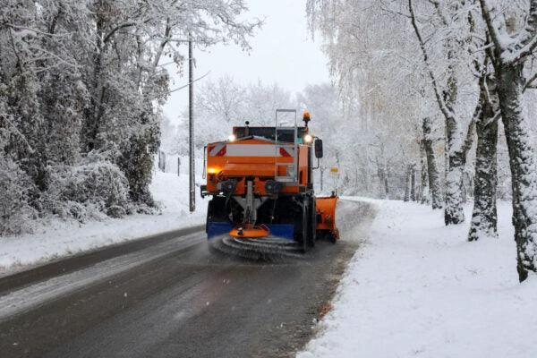 White De-Icing Salt - Image 2